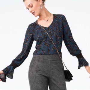 NWT Cabi Shadow Leaf Blouse, Size: Large